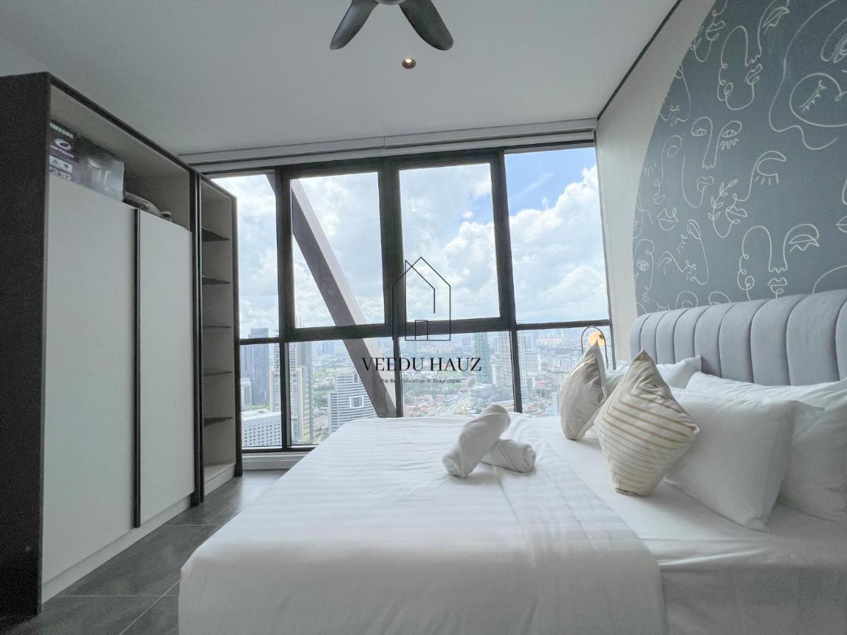 Scarletz Suites At Klcc By Veedu Hauz Kuala Lumpur Exterior foto